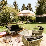 Wunderschoenes Mit Gaestehaus In Der Mit Fass-sauna 아파트