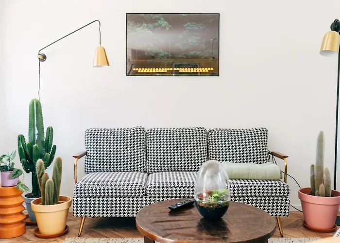 Wunderschoenes Mit Gaestehaus In Der Mit Fass-sauna Appartamento Sangerhausen